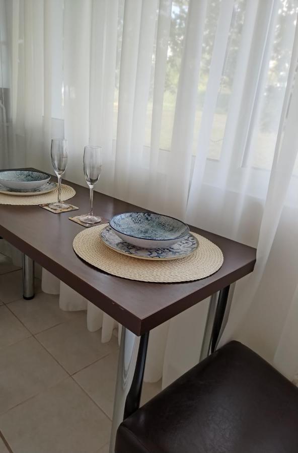 Chic Apartment Piteşti Eksteriør bilde